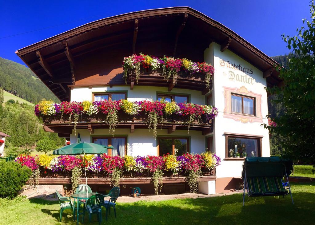 Gaestehaus Danler Neustift im Stubaital Exteriör bild
